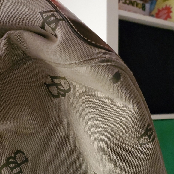 Authentic Dooney & Bourke bag - Picture 12 of 12